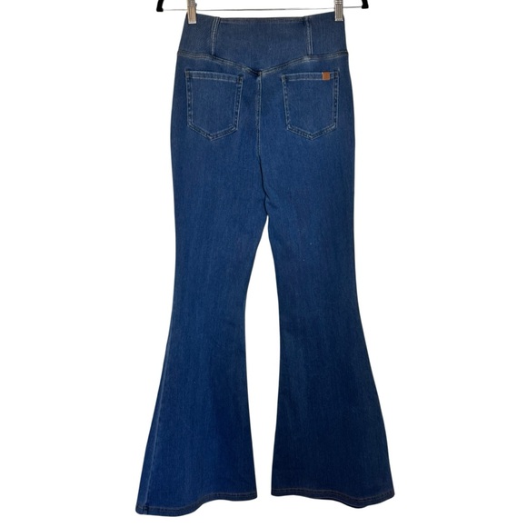 NWT HALARA High Waisted Crossover Flared Small Flex Denim Jeans - Picture 4 of 9